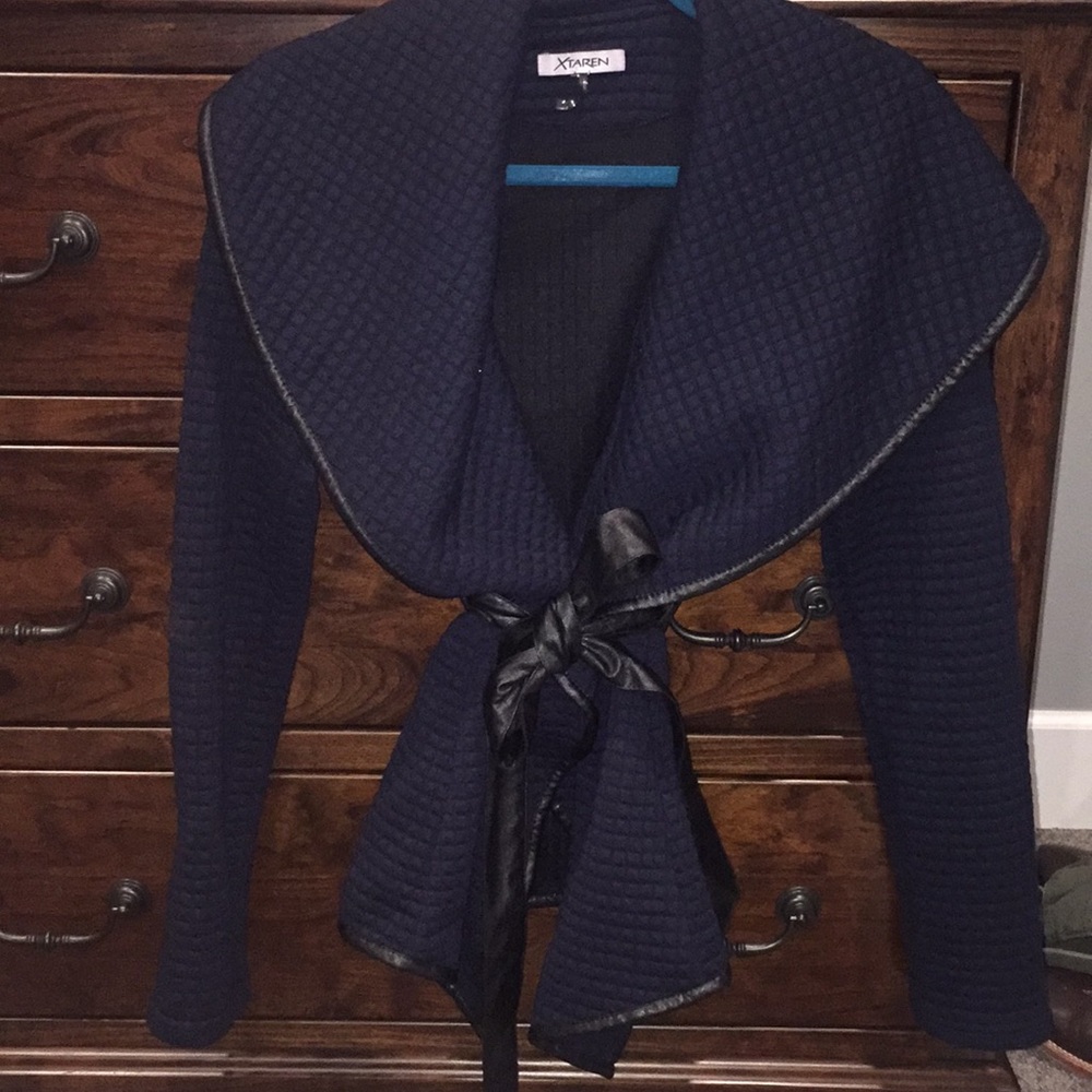 Navy and Black Wrap